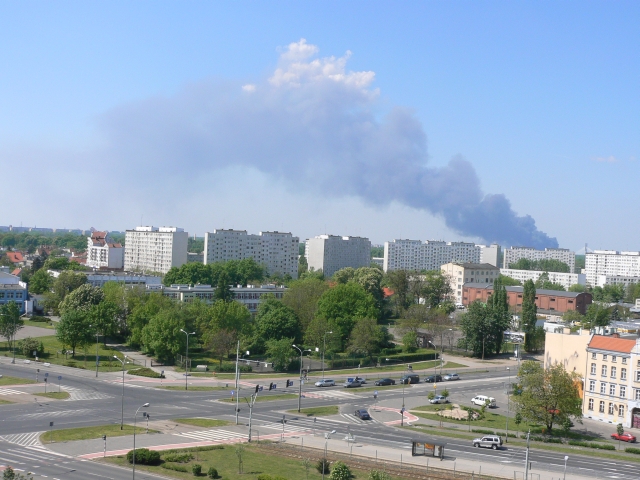 Pożar hali na Maślicach (Zobacz) - 6