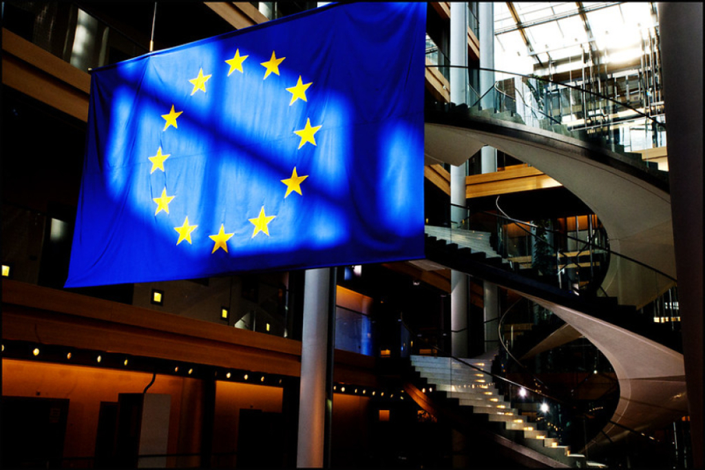 Oficjalne wyniki wyborów do PE: KO 37,06%, PiS 36,16%. 6 europosłów z naszego okręgu - zdjęcie ilustracyjne: fot. European Parliament/flickr.com (Creative Commons)