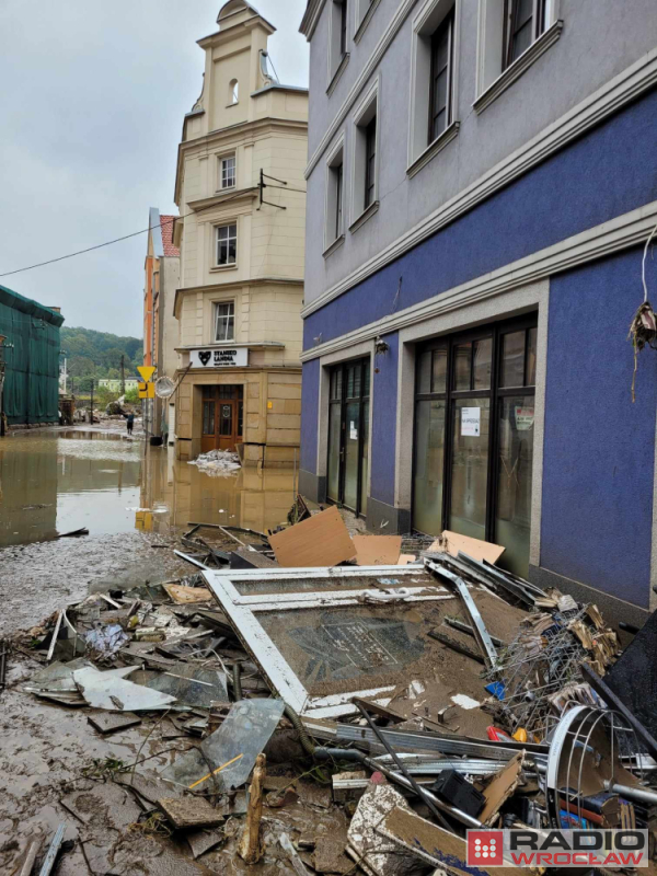 Budynki pod lupą ekspertów: ocena zniszczeń powodziowych - fot. RW