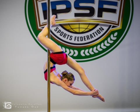 Aniela i Wiktoria z Wrocławia to mistrzynie Polski w pole dance. Powalczą o mistrzostwo świata w Szwecji - 9