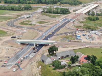 Rozpoczęła się budowa przygranicznego odcinka autostrady D11