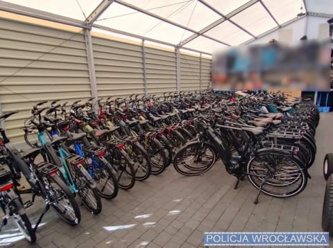 Kradzież rowerów wartych 3 mln złotych. Policja odzyskała 160 jednośladów - 3