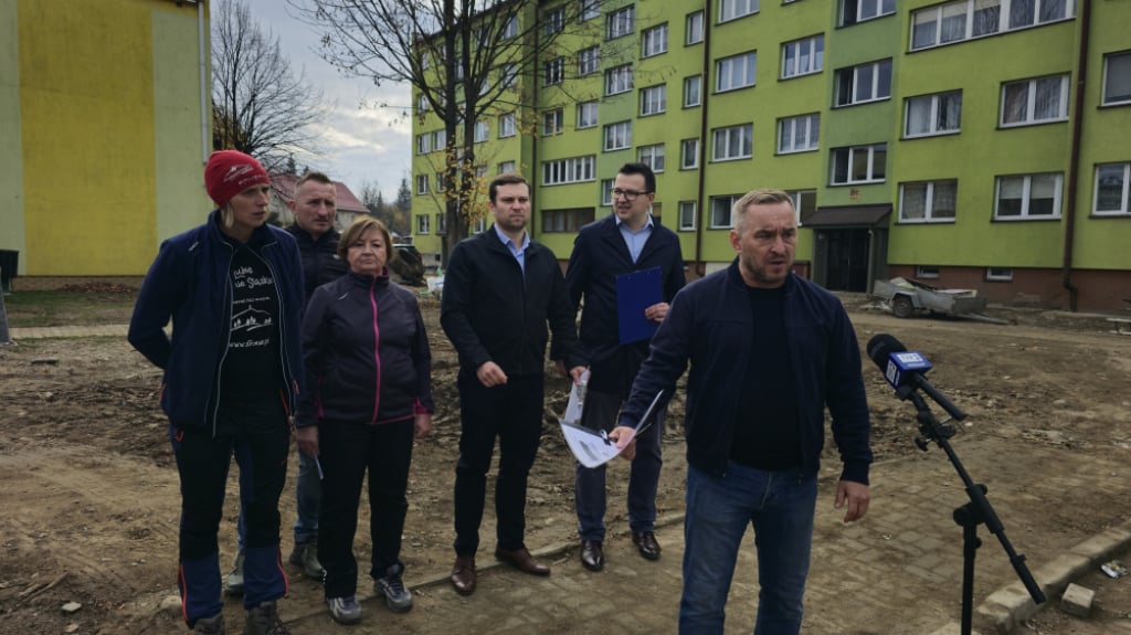 Kilku radnych ze Stronia Śląskiego żąda planu odbudowy gminy - fot. Jarosław Wrona