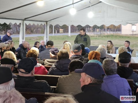 Stary Julianów: mieszkańcy nie chcą wysypiska śmieci - 4