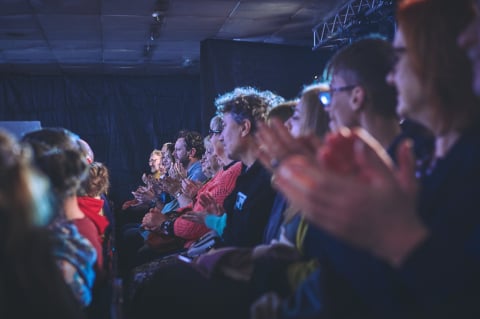 "Scena na Piekarach" znów zagrała dla publiczności. Teatr Modrzejewskiej wykupił legendarny pawilon - 0