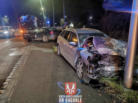 Kierował samochodem pod wpływem alkoholu i wiózł ze sobą dziecko. Zderzył się z innym pojazdem - 1