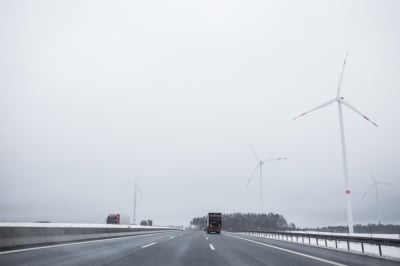 W święta uważajmy na drogach Dolnego Śląska. Może być ślisko i mgliście