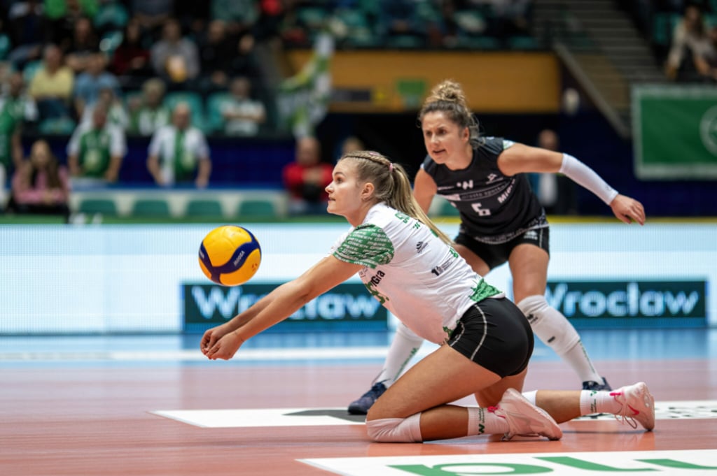 Siatkarki #VolleyWrocław postraszyły faworyta na koniec roku - Siatkarki z Wrocławia przegrały w ostatnim meczu roku. Fot. volleywroclaw.pl