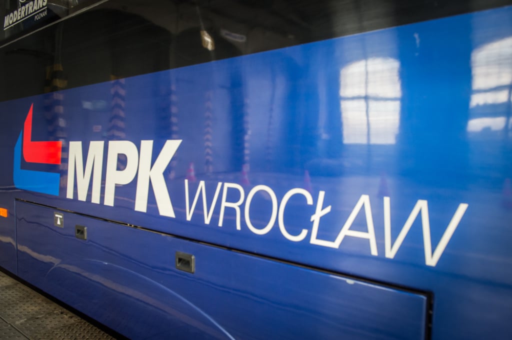 Wykolejenie tramwaju we Wrocławiu. Utrudnienia na ulicy Grabiszyńskiej