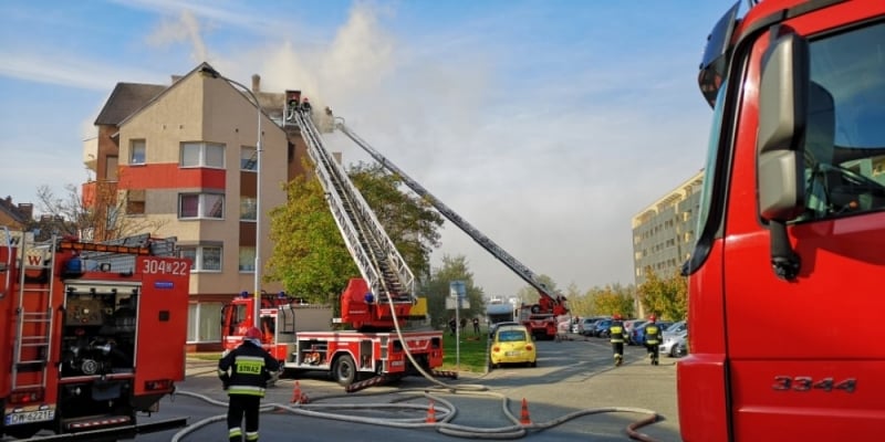 Wrocław: Pożar na Krzyckiej [WIDEO, ZDJĘCIA] - fot. Krzysztof Majewski