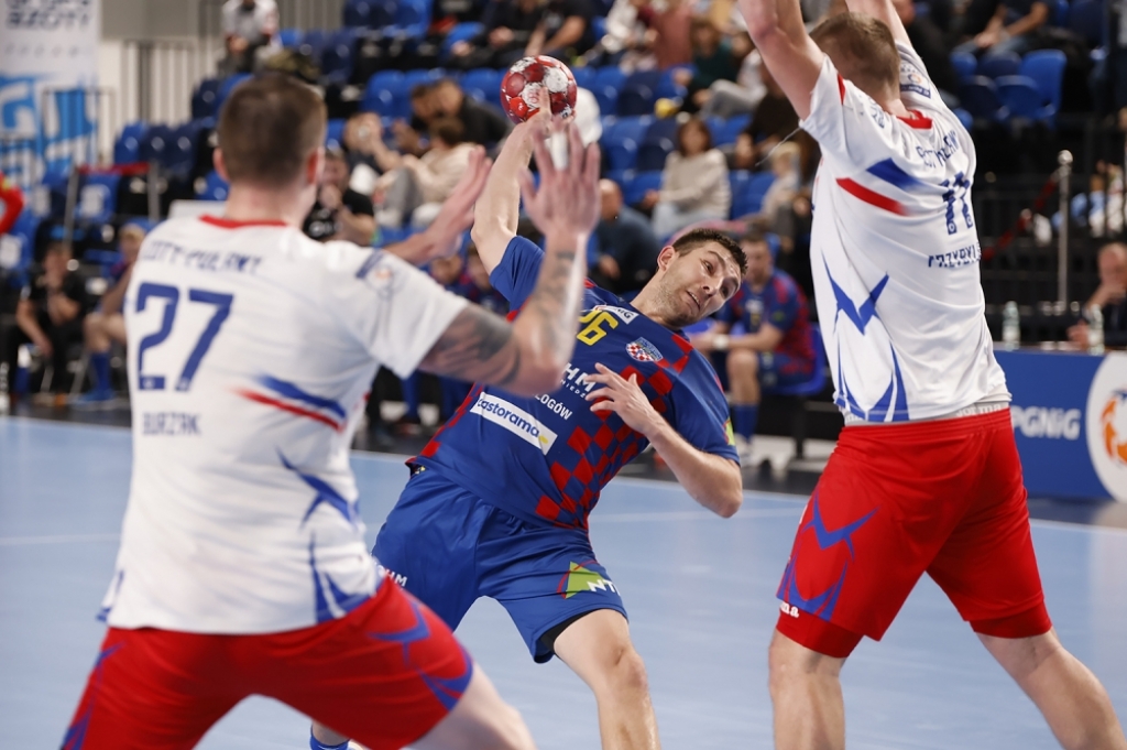 Chrobry lepszy od Azotów Puławy - fot. chrobryhandball.pl