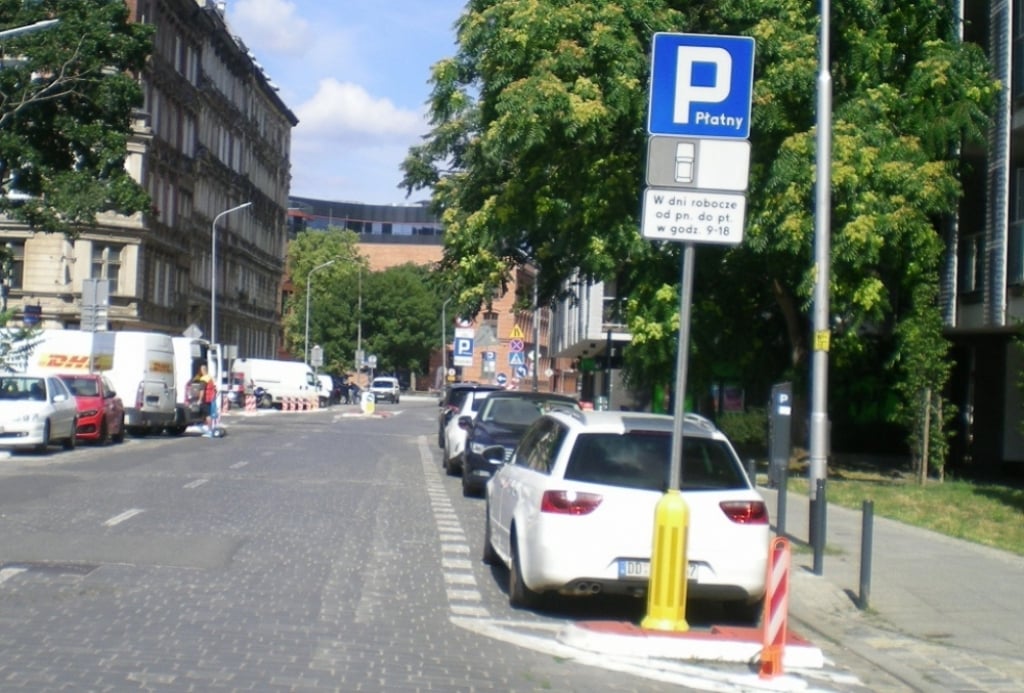Zapowiadana strefa płatnego parkowania już na Hubach i Tarnogaju - Fot: ZDiUM