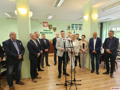 Nowy zarząd powiatu wałbrzyskiego chce odbudować relacje z gminami - 2