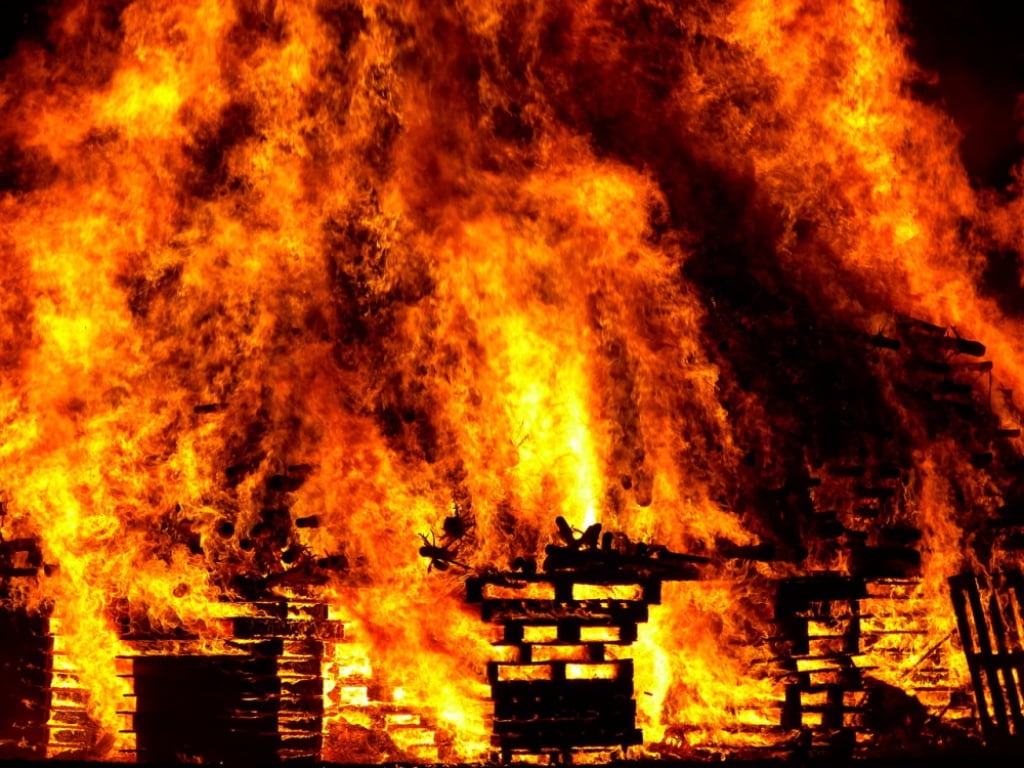 Podpalił mieszkanie sąsiada. Już jest w areszcie - Fot: zdjęcie ilustracyjne, Pixabay