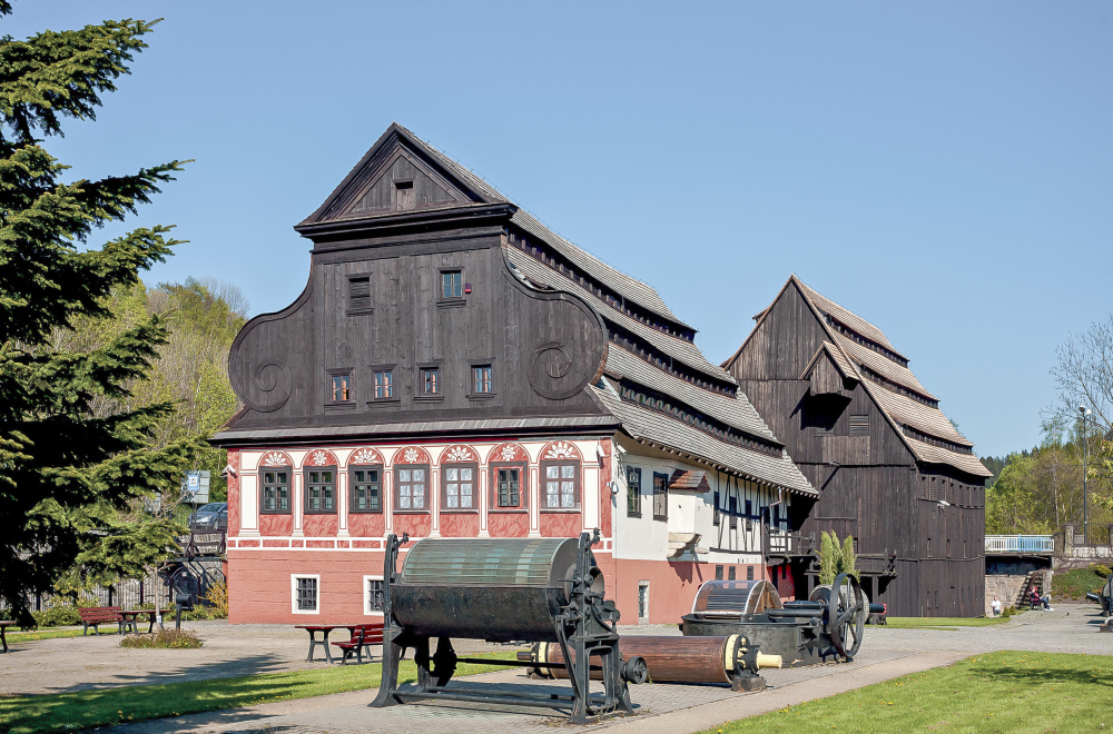 Muzeum Papiernictwa w Dusznikach-Zdroju coraz bliżej listy UNESCO - fot. mat. prasowe