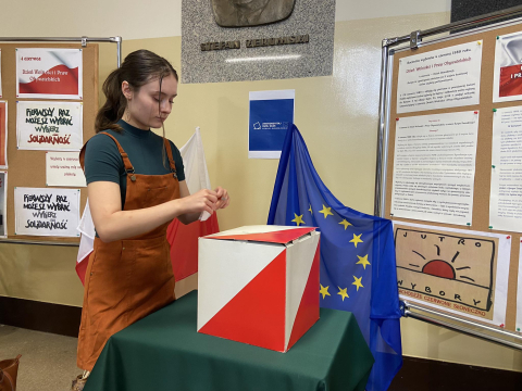 Oni już zagłosowali - lekcja demokracji w LO4 we Wrocławiu - 0