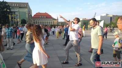 Sobotnie potańcówki wracają na pl. Wolności we Wrocławiu