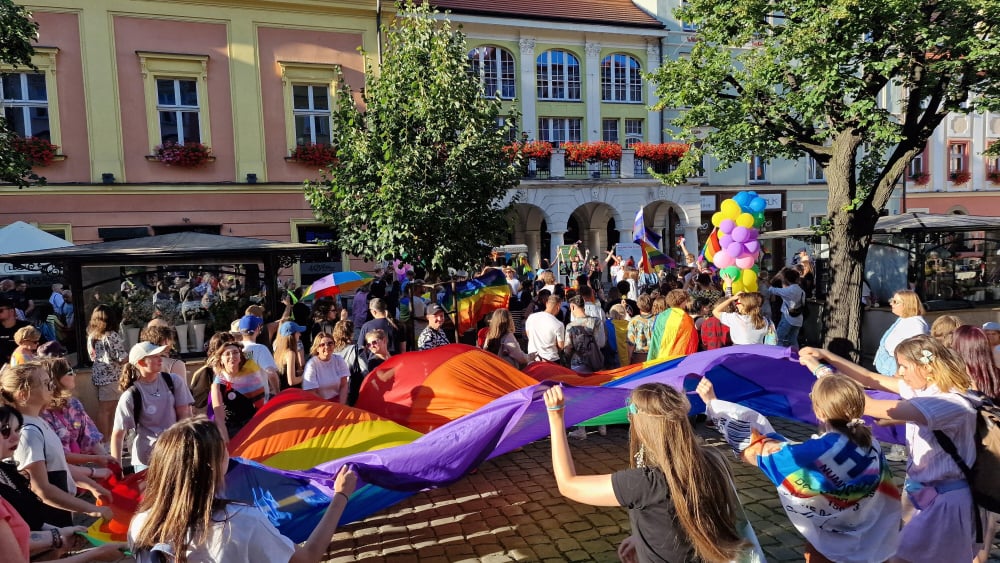 Ulicami Świdnicy przeszedł marsz równości - fot. Krzysztof Jarząb