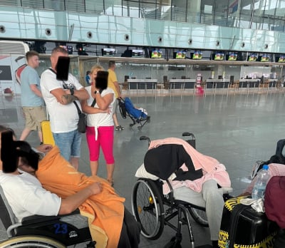 Spędzili noc na wrocławskim lotnisku — w końcu dolecieli na wakacje