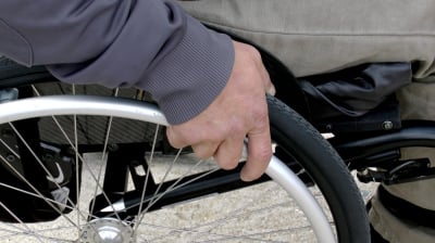 W Strzelinie ułatwiają życie osobom z niepełnosprawnościami