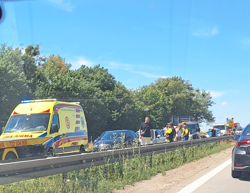 Zderzenie sześciu pojazdów na autostradzie A4 w pobliżu Wrocławia [ZDJĘCIA] - fot. użyczone