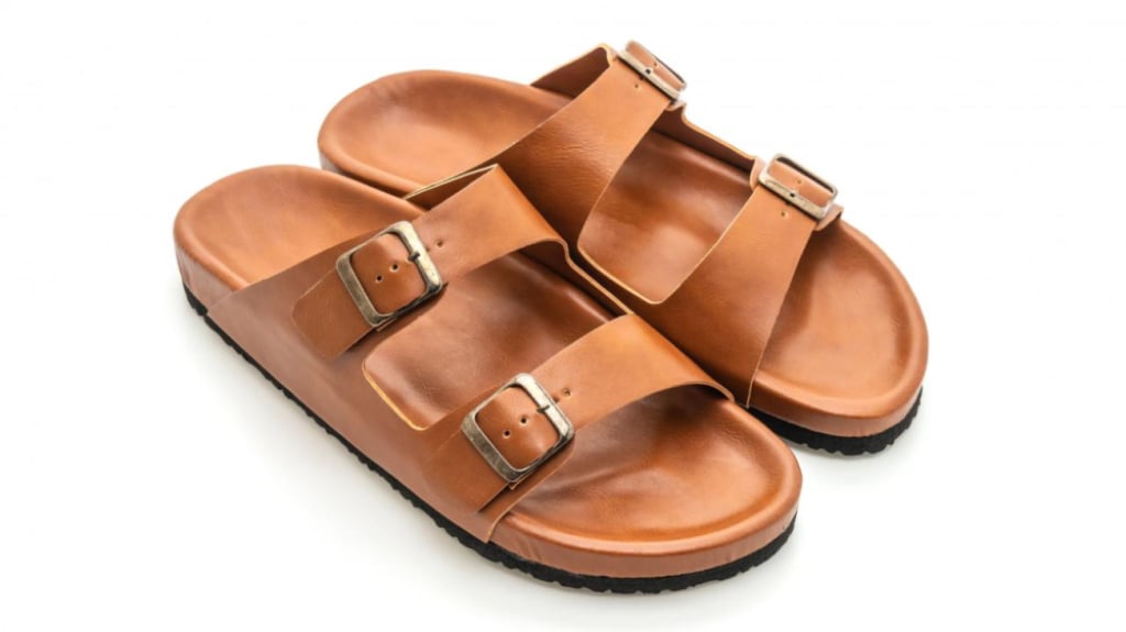 Dlaczego warto wybrać buty Birkenstock? Komfort, który pokochasz! - Materiał Sponsora