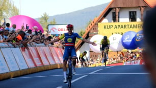 Gorące przywitanie kolarzy na mecie - Tour de Pologne już w Karpaczu