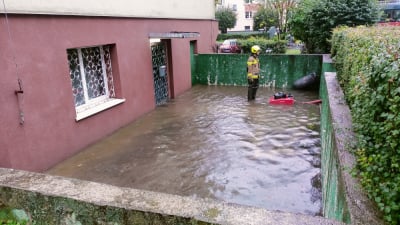 Podtopienia utrudniają życie mieszkańcom regionu. Jak się przed nimi bronić?