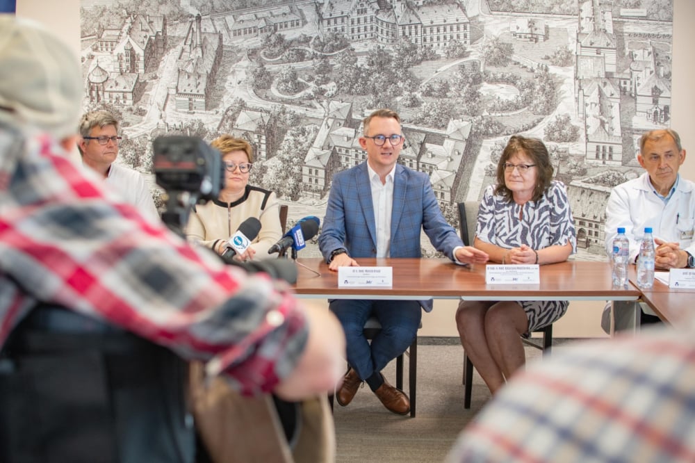 Laboratorium snu i zaawansowane technologicznie pracownie. W USK powstała nowa klinika - fot. USK 