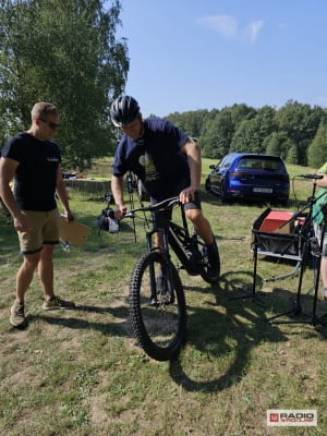 Rower z przyczepką pomoże sprzątać wałbrzyskie lasy - 1