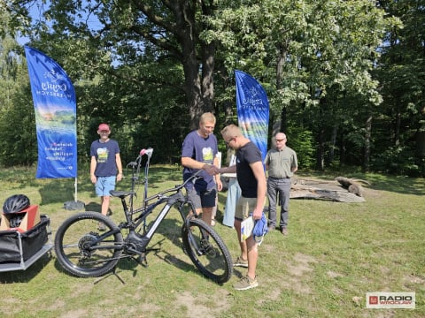 Rower z przyczepką pomoże sprzątać wałbrzyskie lasy - 3