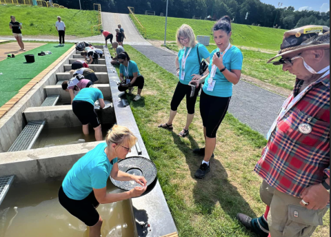 Z kijkami nordic walking ruszyli podbić Krainę Wygasłych Wulkanów - 0