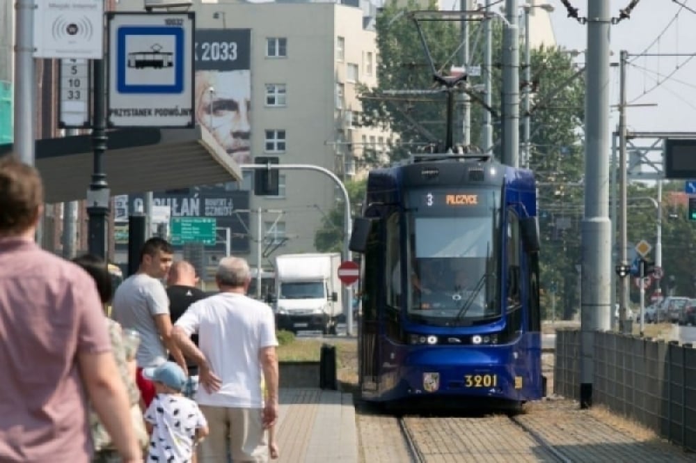 Niedziałające tablice na wrocławskich przystankach mają zostać w końcu naprawione - fot. archiwum radiowroclaw.pl