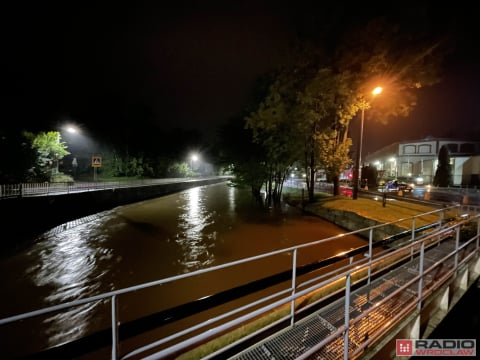 Jelenia Góra. Zalane ulice i walka z żywiołem - 13