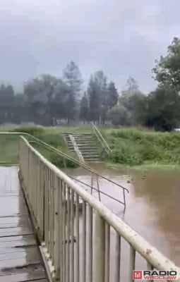 Kamienna Góra: dociążenie mostu na Zadrnie, nieprzejezdne ulice - 1