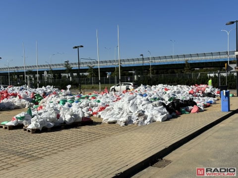 Niepotrzebne worki pomogą innym miastom - powstał punkt zbiórki - 3