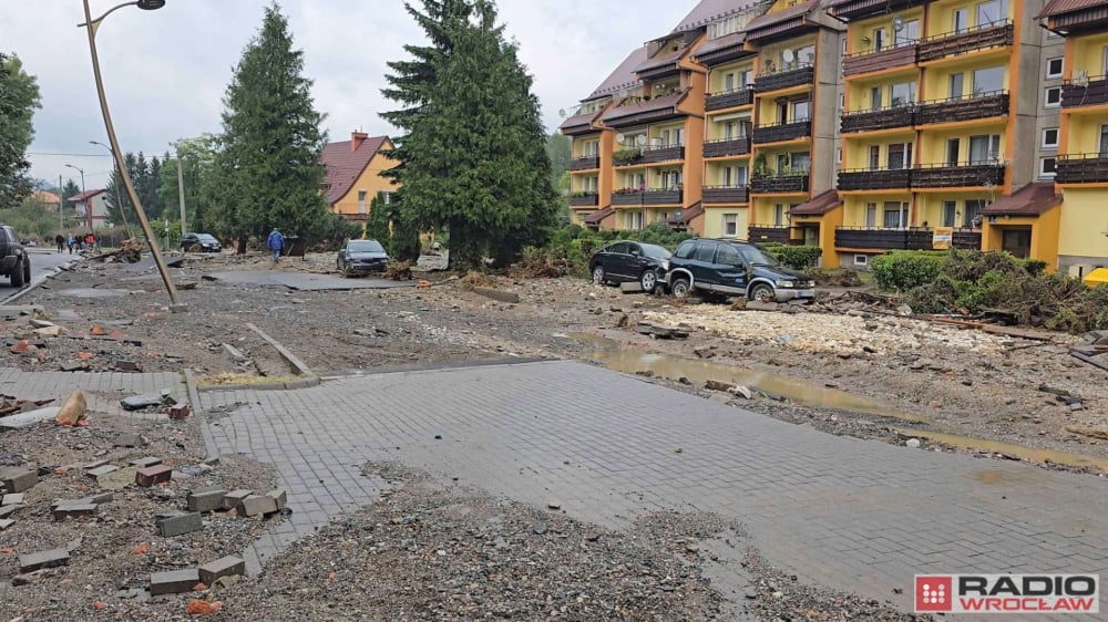 Stronie Śląskie: udało się wznowić lekcje. Trwają prace, by ludzie wrócili do mieszkań - fot. archiwum radiowroclaw.pl