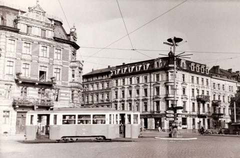 Symbol legnickiej komunikacji: Gdzie stanie odratowany tramwaj? [DAWNE ZDJĘCIA] - 6