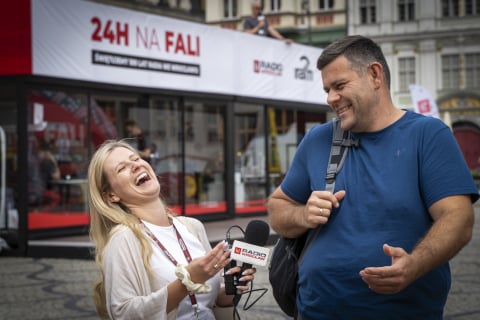 Zakopaliśmy Kapsułę Czasu Radia Wrocław – mamy setki nagrań Waszych głosów, życzeń, opinii i sugestii [WIDEO] - 3