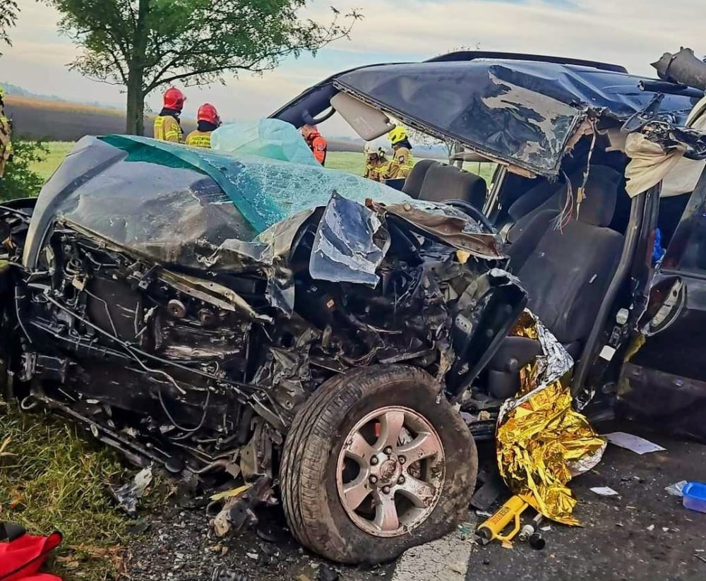 Śmiertelny wypadek na DK8. Zginął policjant - fot. OSP KSRG Pustków Wilczkowski