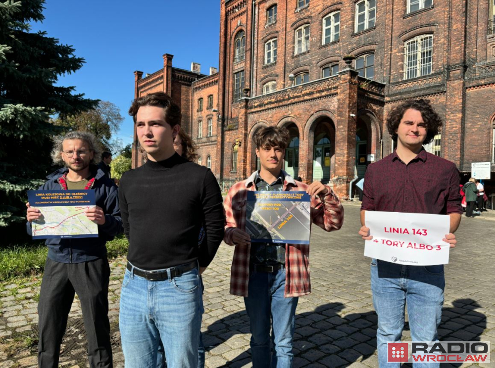 Aktywiści chcą budowy trzeciego toru na stacji Wrocław Nadodrze - fot. Joanna Jaros