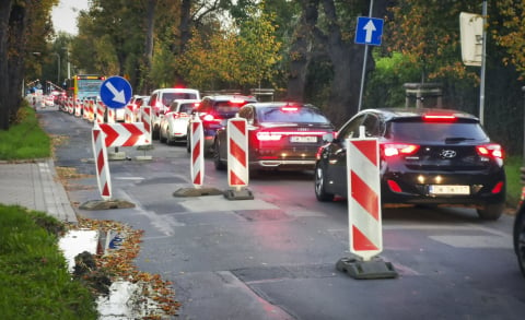 8 tygodni utrudnień na Ołtaszyńskiej! Samochody pojadą tylko w jednym kierunku - 3