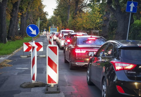 8 tygodni utrudnień na Ołtaszyńskiej! Samochody pojadą tylko w jednym kierunku - 4