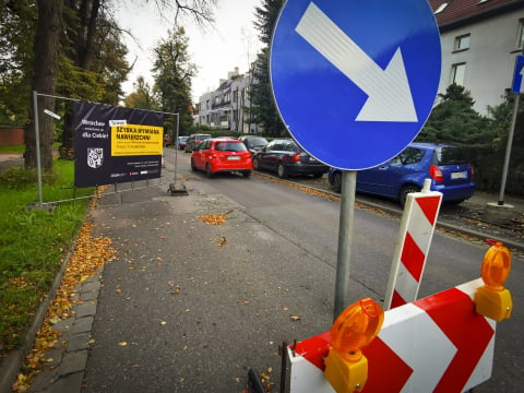 8 tygodni utrudnień na Ołtaszyńskiej! Samochody pojadą tylko w jednym kierunku - 8