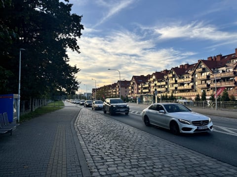 8 tygodni utrudnień na Ołtaszyńskiej! Samochody pojadą tylko w jednym kierunku - 1