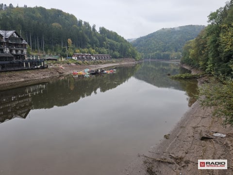 Dzierżoniów czerpie z niego wodę. Teraz posprzątają go po powodzi - 1