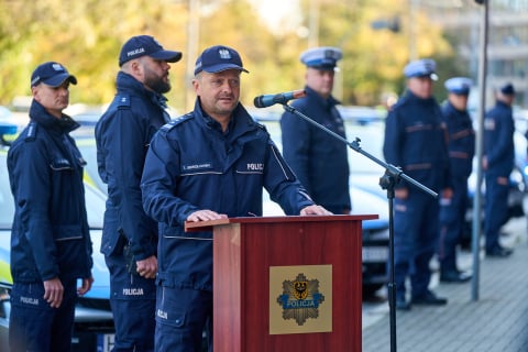 Ekologiczne radiowozy na służbie. Dolnośląska policja wzbogacona o nowe hybrydy - 3