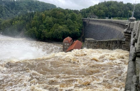 Zapora w Pilchowicach miesiąc po powodzi. Kamienny gigant zatrzymał wielką wodę - 22