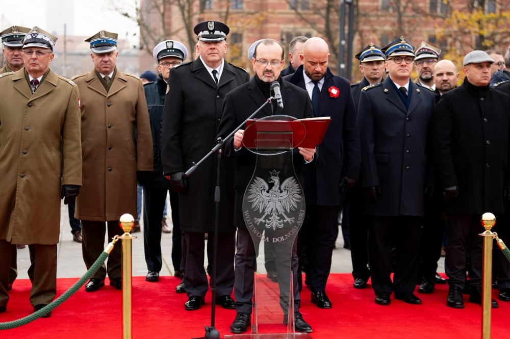 Obchody Święta Niepodległości na pl. Wolności we Wrocławiu. "Niepodległość nie jest dana raz na zawsze" - Obchody Święta Niepodległości, fot. Urząd Wojewódzki we Wrocławiu