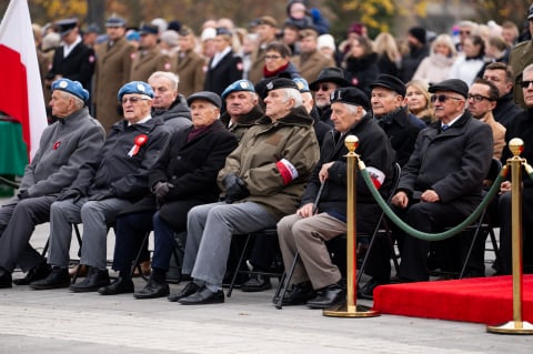 Obchody Święta Niepodległości na pl. Wolności we Wrocławiu. "Niepodległość nie jest dana raz na zawsze" - 18